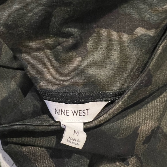 (2) Nine West Leggings - Picture 4 of 4